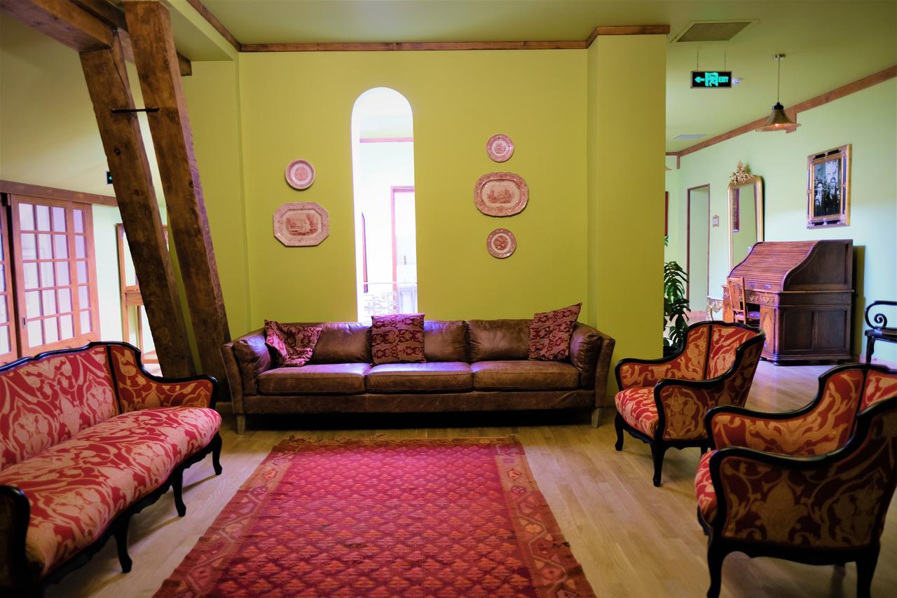 Writers' House Residency Hotel Tbiliszi Kültér fotó