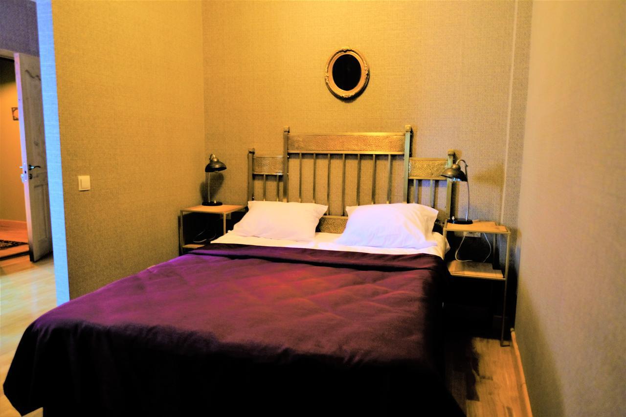Writers' House Residency Hotel Tbiliszi Kültér fotó
