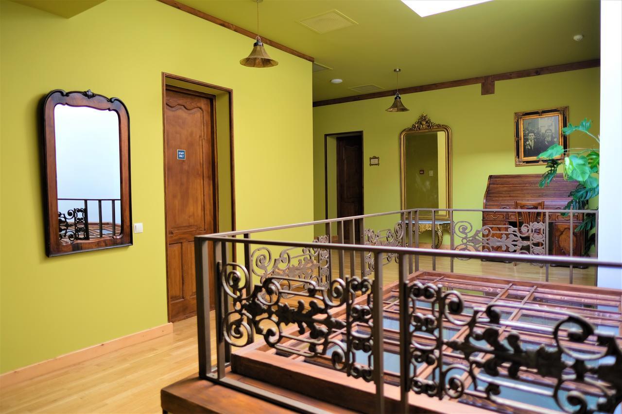 Writers' House Residency Hotel Tbiliszi Kültér fotó